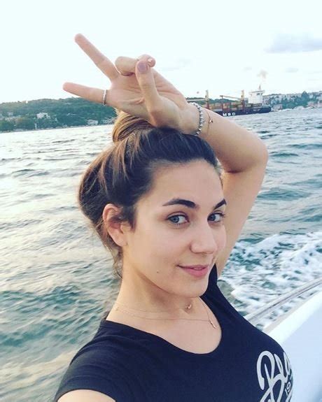 Durumu ağırlaşınca maslak'ta özel bir hastanede yoğun bakıma alınan ve entübe edilen tektaş'ın sağlık durumu ciddiyetini koruyor. İşte Alişan'ın yeni aşkı - Son Dakika Haberler