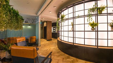 Newly opened technologically advanced the capsule hotel in the heart of sydney's central business district, close to chinatown delivers the future of traveling. A Look Inside Australia's First Capsule Hotel - Concrete Playground | Concrete Playground Sydney