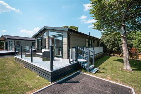 Ideal for families, groups & couples. New Forest Lodge Retreat - Holiday Lodge Park in Hampshire ...
