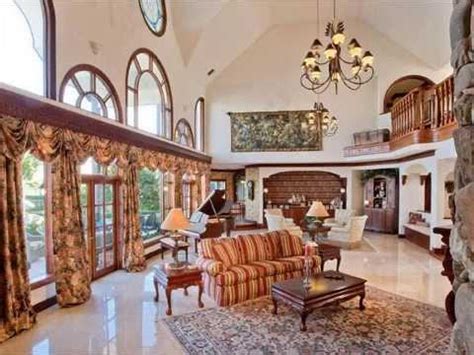 Decorating your rented apartment will turn your space into something that would perfectly fit to your definition of home. Fancy House Interior Design Styles. Home Interior Designs ...