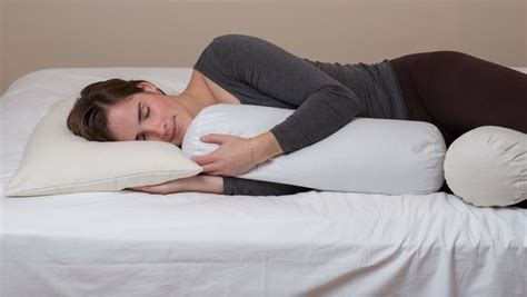 Sleep with a pillow between legs to aid conditions such as sleep apnoea. 31 Tips on How to Straighten Spine Naturally