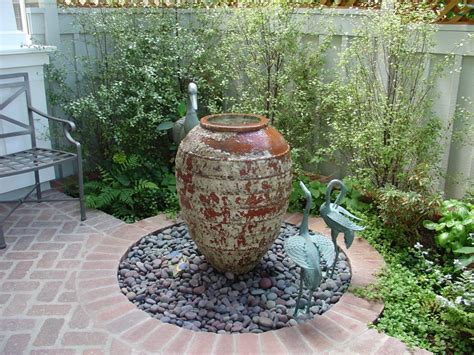 Make your backyard even more inviting with one of these diy outdoor fountains or unique backyard fountains. Small Garden Water Fountains | Backyard Design Ideas