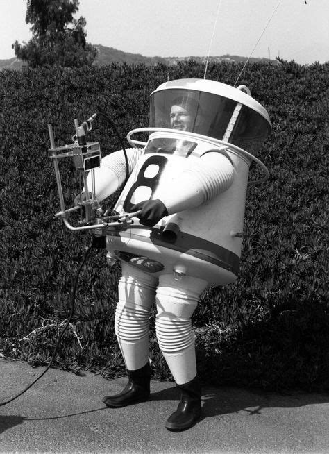 Vintagephotos On Space Suit Retro Futuristic Retro Futurism