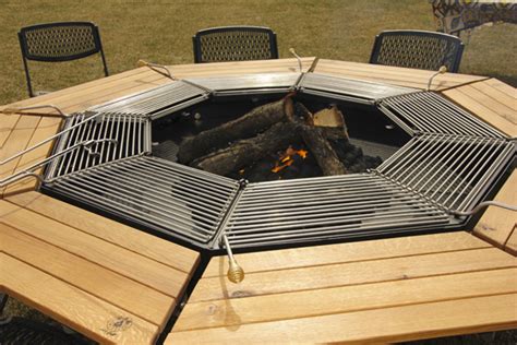 Giant Grill Table Gives American BBQ The Korean BBQ Treatment