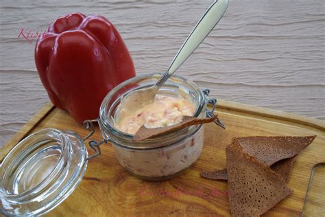 The preparation of the dish may vary from region to region, but ingredients most commonly include feta cheese (sometimes combined with one or more other types of soft. Ktipiti - Les recettes de Jacre/En toute simplicité