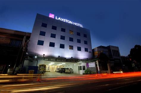 Laxston Hotel Yogyakarta Termasuk Foto
