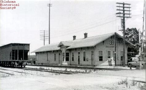 Dougherty Oklahoma Santa Fe Railroad Depot Railroad Pictures