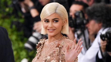 Kylie Jenner Just Taught Snapchat A Billion Lesson And It Only Took Tweet Inc Com