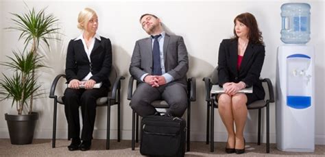 6 Worst Body Language Mistakes You Can Make In An Interview