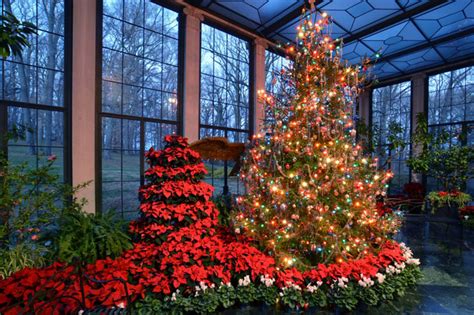 Winterthur is a cultural city with many different museums, among them the oskar reinhart museum am römerholz exhibiting modern art, the technorama science centre and the fotostiftung schweiz. Celebrate The Holidays In Historic Style During Yuletide At Winterthur, On View Now Through ...