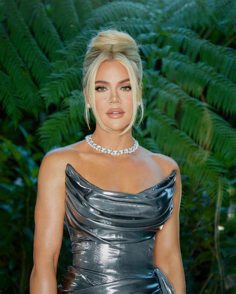Khloe Kardashian Rocks A Sparkly Silver Dress And Looks Gorgeous At A