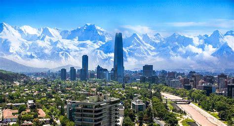 Reserva para esta noche, mañana o más adelante. Dónde alojarse en Santiago de Chile: las mejores zonas y ...