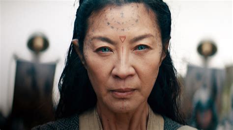 Michelle Yeoh Cut From Avatar 2 The Way Of Water Fans React