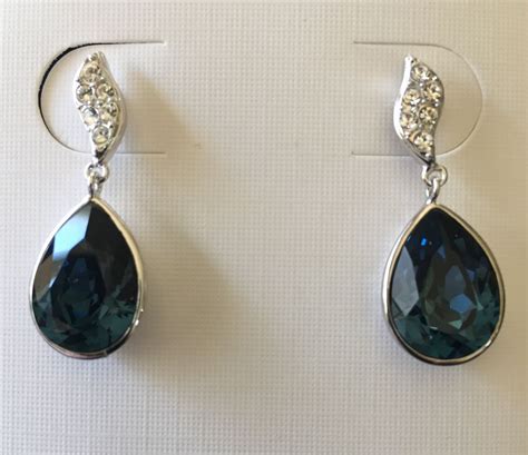 Teardrop Deep Blue Austrian Crystal 18k White Gold Pierced Earrings