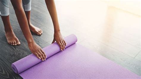 Yoga mats by lululemon are manufactured using material and technology ensuring you have a firm grip during your sessions. How To Clean A Lululemon Yoga Mat | Best Ways & Easy Guide