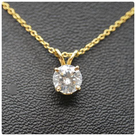 14k Yellow Gold Diamond Solitaire Pendant Necklace Ebth