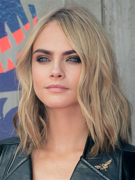 Die chemikalien, die bei der dauerwelle verwendet werden sind notgedrungen aggressiv, denn sie müssen wirkungsvoll die struktur ihrer haare verändern. 1001+ Frisuren für dünnes Haar. Frisuren für feines Haar ...