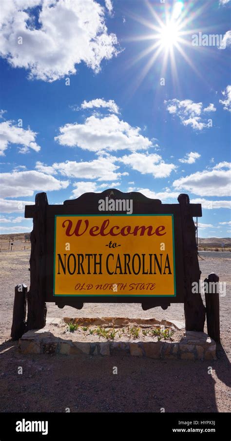 Welcome North Carolina Road Sign Hi Res Stock Photography And Images