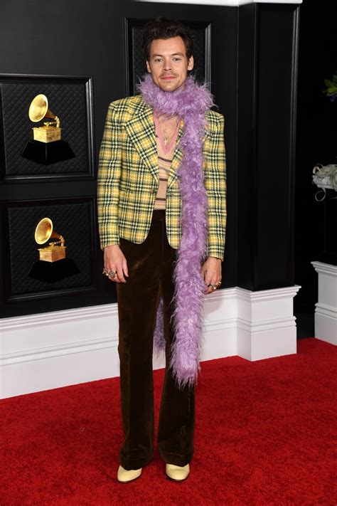 The biggest names in music had their work recognized during the 2021 iheartradio music awards hosted at the dolby theatre in los angeles, california, on thursday. Harry Styles Wore 3 Different Boas to the 2021 GRAMMYs ...