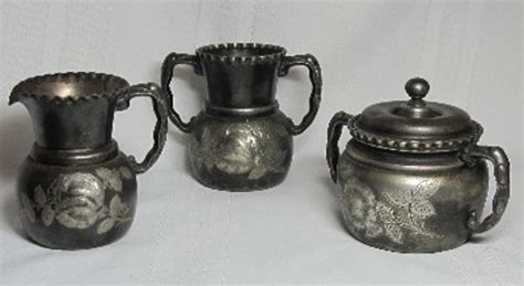 It is indexed and cross referenced so you will be able to find you pattern listed. Wilcox Silverplate, Repousse Victorian Table Set, Etched ...