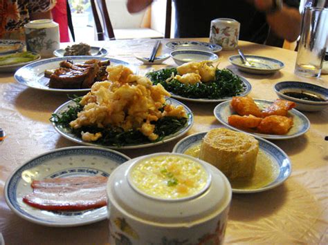 比爾蓋茲與梅琳達在1994年1月1日結婚，兩人婚後育有兩女一子。 他們創辦和資助的比爾及梅琳達蓋茲基金會（bill & melinda gates foundation）是全球最大的慈善基. 北京鐵腿自由行(3下壓軸完結篇)-宮廷菜私房美食-厲家菜 | 懶人卡羅的自由行遊記
