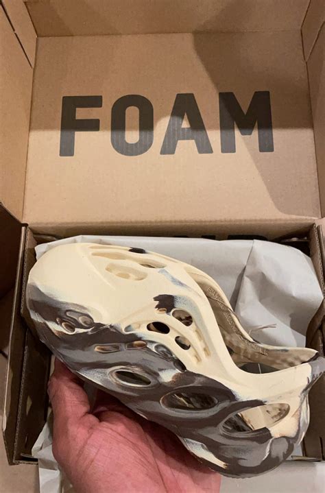 First Look At The Adidas Yeezy Foam Runner “mx Cream Clay” In Kids