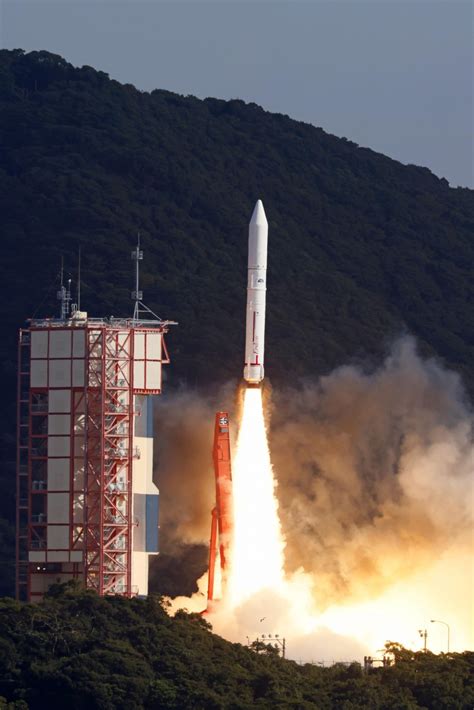 Japan Launches Epsilon Small Rocket Carrying Satellites