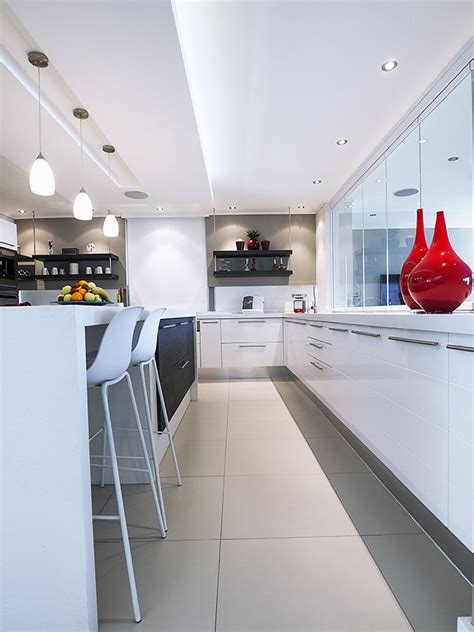 Snow 2141 lace by caesarstone. Snow White Caesarstone is featured in Santa Eksteen's ...