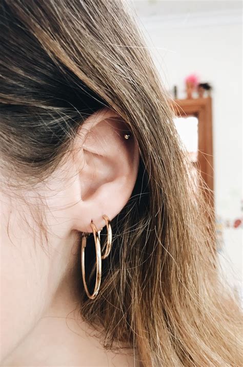 How To Style Gold Hoops With Images Cute Ear Piercings Ear