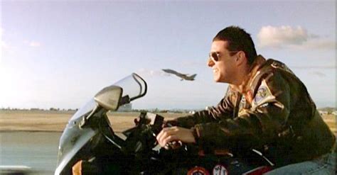 A Detailed Look At The Kawasaki Motorcycle That Tom Cruise Drove In Top Gun