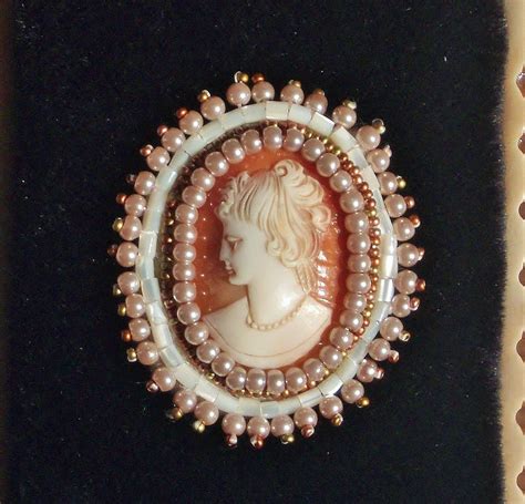 Sale Vintage Italian Signed Hand Carved Shell Cameo I By Emenow