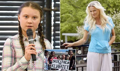 L'idea interessante di confrontare due modi opposti di gestire un aspetto chiave della contemporaneità non trova un'adeguata narrazione cinematografica. Greta Thunberg's mother says her family have received ...