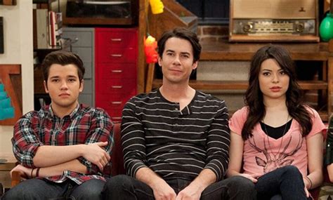 Until she and her friends started their when icarly becomes an instant hit, carly and her pals have to balance their newfound success. "ICarly": fans are EXCEPTIONAL with the rebirth of the series; Check out the reactions ...
