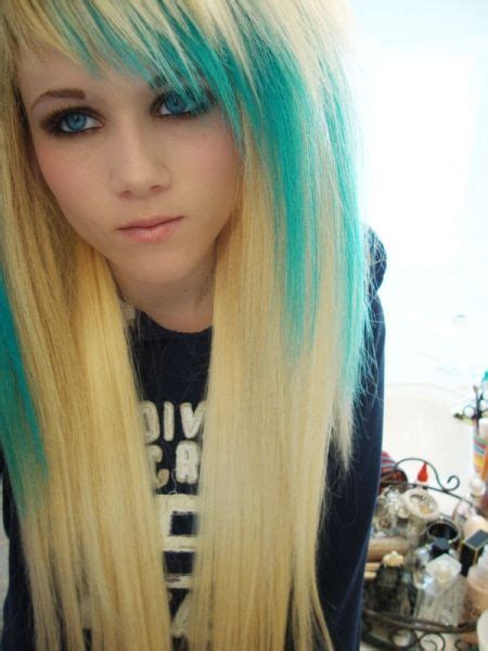 Blonde Hair With Turquoise Streaks And I Actually Like This Haircut