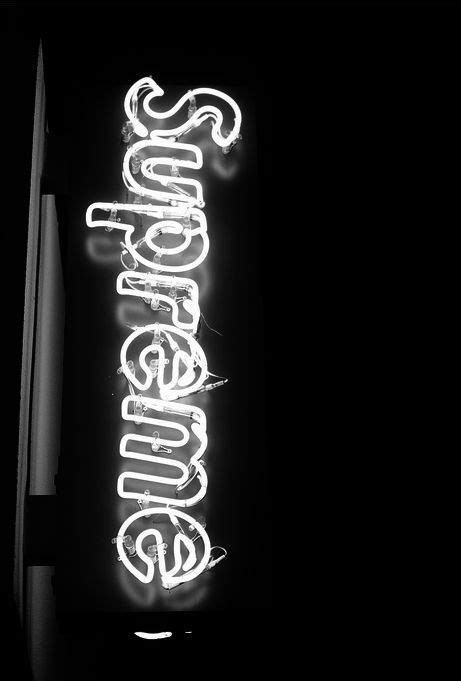 We did not find results for: Pin di eva🦁 su supreme | Sfondi per iphone, Sfondi vintage ...