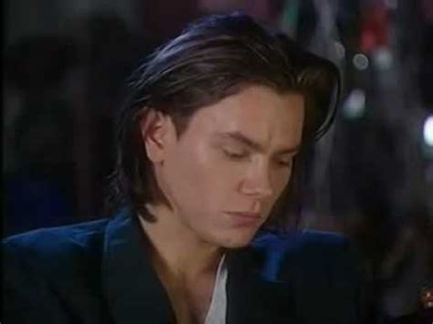 We miss you soooo much river, there will never be anyone. RIVER PHOENIX River Phoenix - YouTube