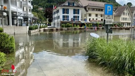 Schweiz H Chste Hochwasser Gefahrenstufe Per Juli Erreicht