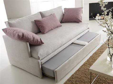 Divano letto con struttura portante in metallo e legno di particelle. Letto Con Sottoletto / Letto Con Sottoletto Legno Massello ...