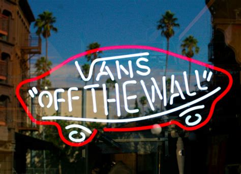 74 Vans Off The Wall Wallpapers Wallpapersafari
