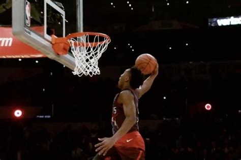 My website and social media links видео donovan mitchell dunks on vucevic! Watch: Donovan Mitchell summons Vinsanity at Dunk Contest ...
