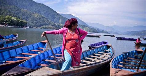6 days kathmandu pokhara and nagarkot luxury tour package