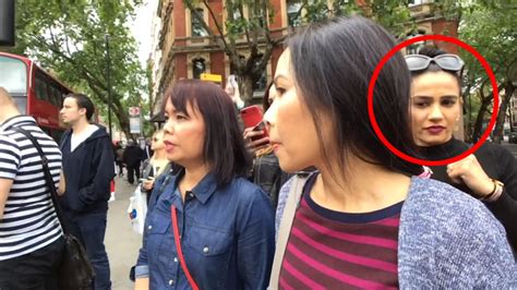 Tourist Gets Pickpocketed In London Realises She Filmed The Female Gang Doing It
