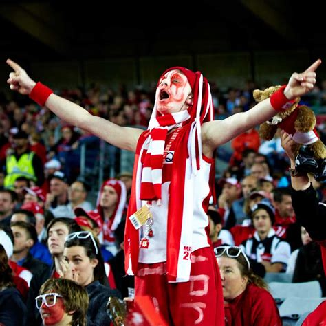 'god dammit … tom papley looks great in dark blue': Sydney Swans wallpapers, Sports, HQ Sydney Swans pictures ...