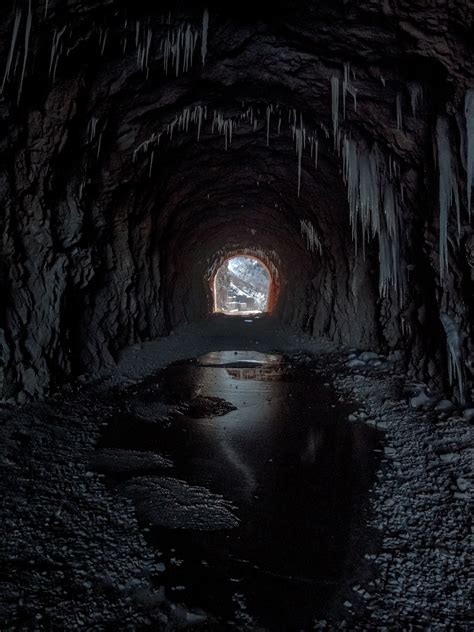 From alexandros Giannakakis @alegi__ on Unsplash — Dinar Recaps