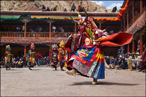 Looking for indian festival 2016 popular content, reviews and catchy facts? Ladakh celebrates Hemis Festival 2016 - Northlines