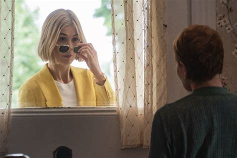 Rosamund Pikes I Care A Lot Trailer Is What Lgbtq Dreams Are Made Of