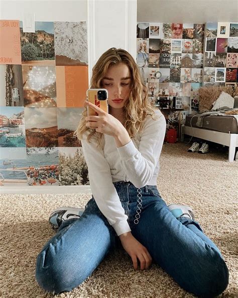 Ave On Instagram Whatdouknow Another Stupid Mirror Selfie Cute