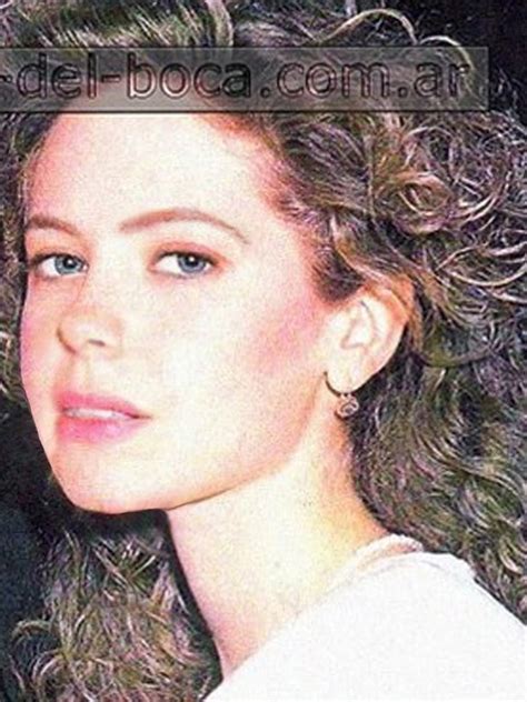 Es reconocida en su país como la reina de las telenovelas como consecuencia que desde temprana edad fue estrella excluyente de muchas propuestas de este tipo. Andrea del Boca... niña y mujer: Andrea y Silvestre ...