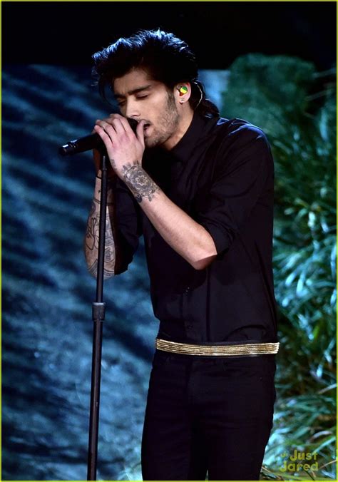 We did not find results for: Do You Like Zayn Malik's Long Hair? Take Our Poll! | Photo ...