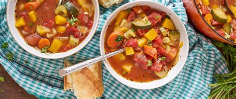 Healthy dip recipes under 100 calories: This vegetable soup is A-M-A-Z-I-N-G! Incredibly flavourful, full of different textures from ...